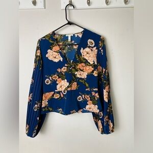 Anthropologie Leith Floral V-Neck Women's Top